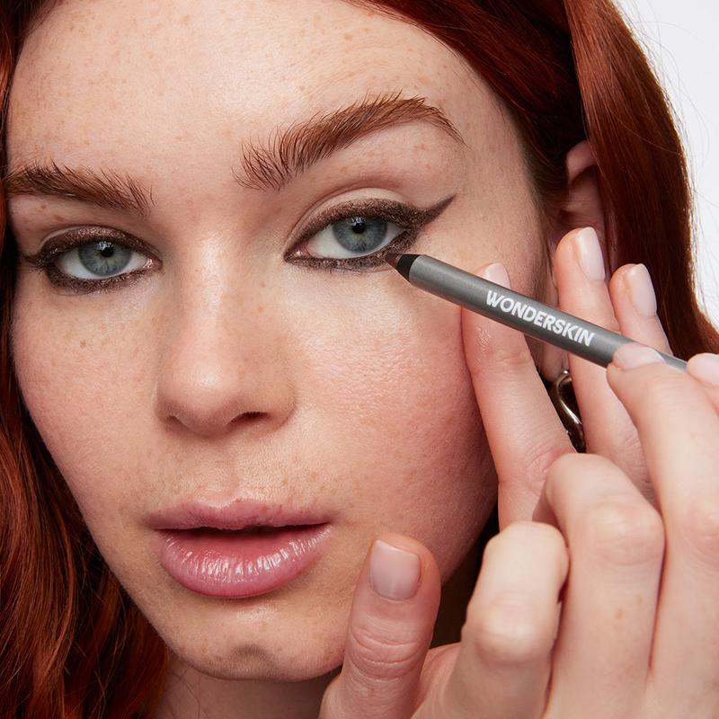 VIDALUZ™ StayLock Eyeliner
