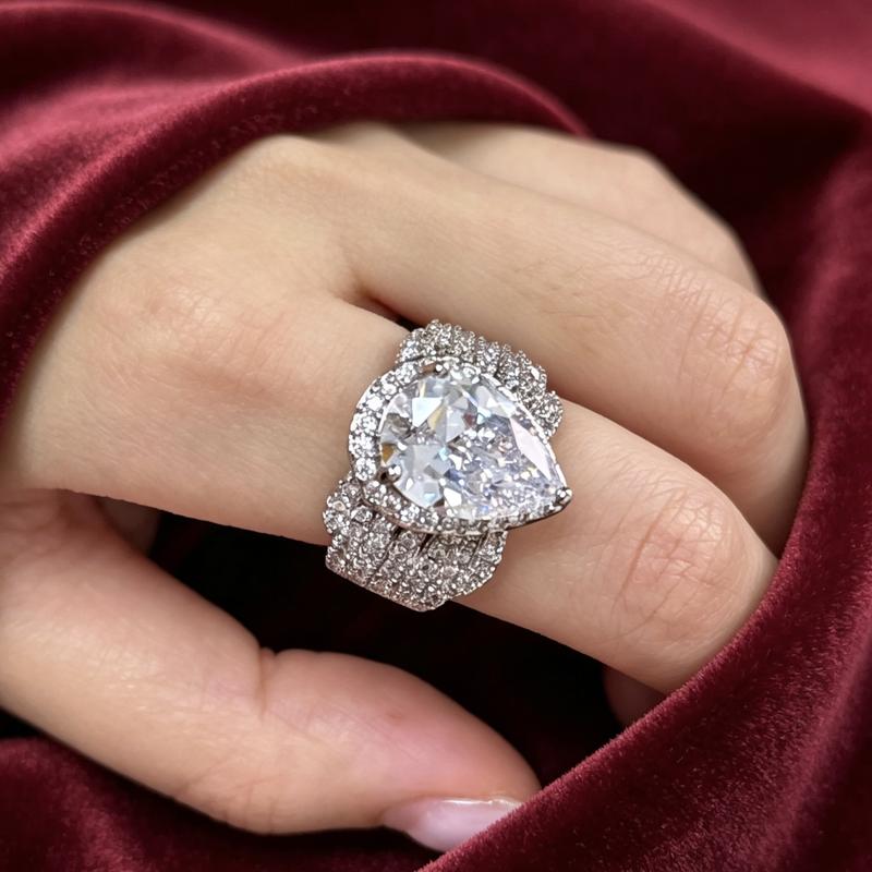 Vidaluz™ Moissanite Sterling Silver Ring